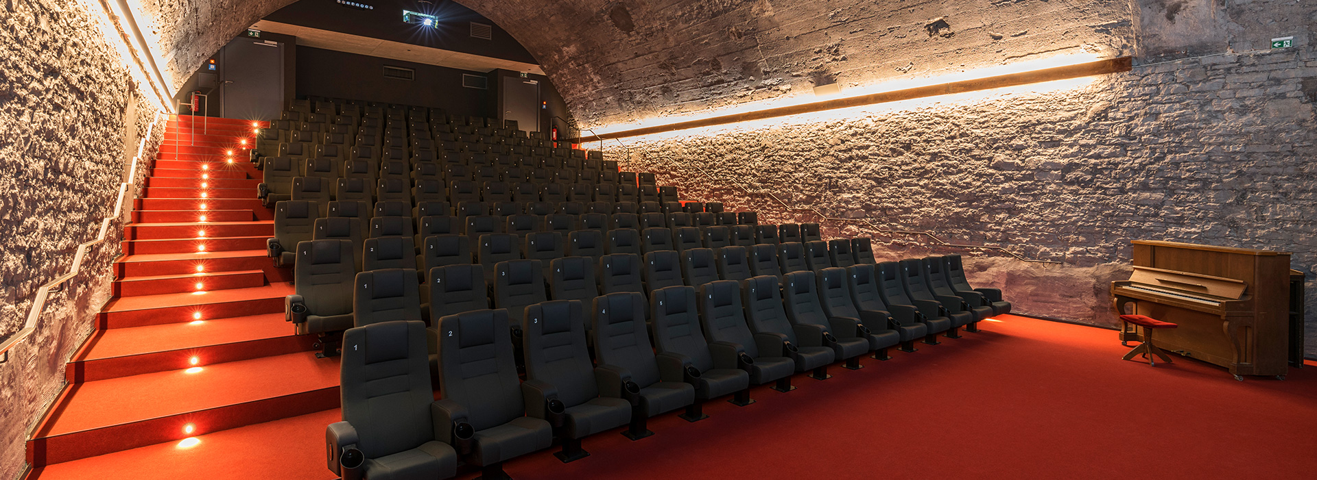 Altbekanntes neu und funktionell interpretiert – FINETT FEINWERK im Kino  Central in Würzburg